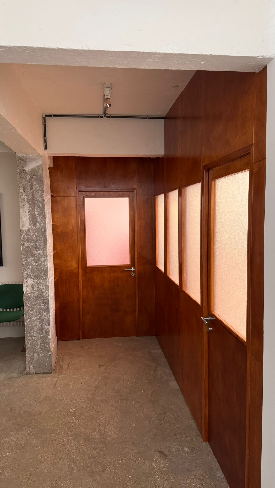 Cloisonnement Rétro — finition